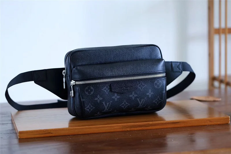 Compact crossbody bags for travelFranco Shops - Louis Vuittons  - 10305