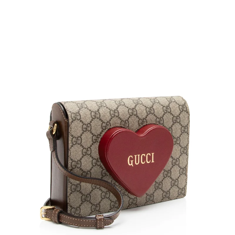 Customizable monogram bagsGucci GG Supreme Script Logo Heart Crossbody (khREaw)